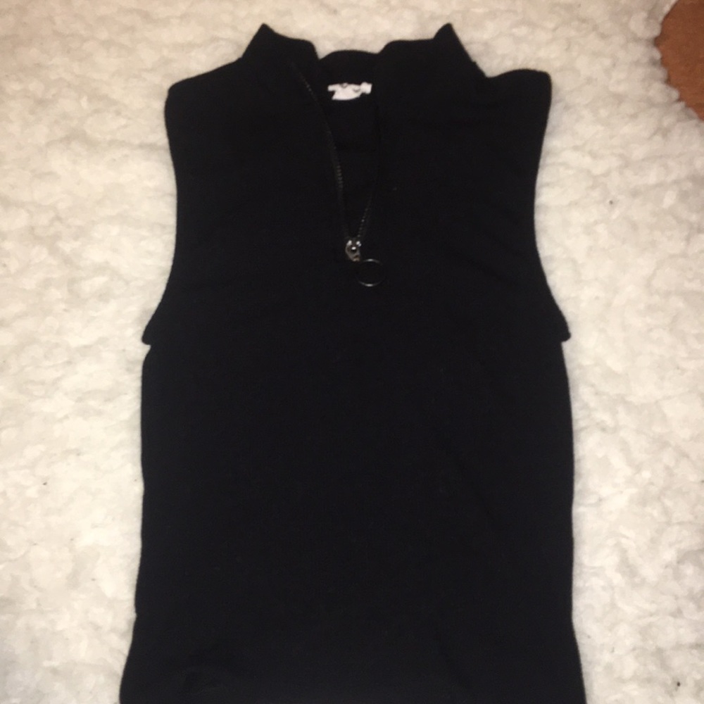 Ribbed Quarter Zip Tank Top